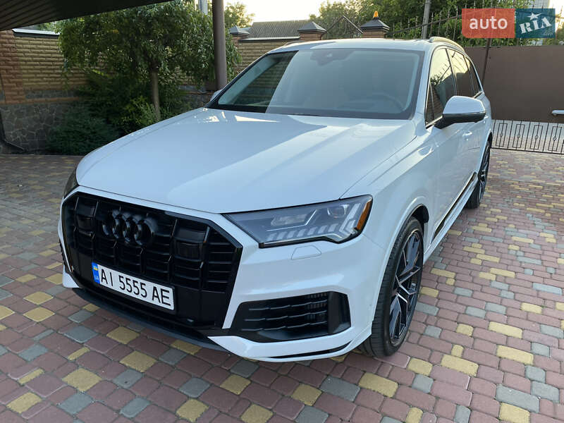 Audi Q7 2021