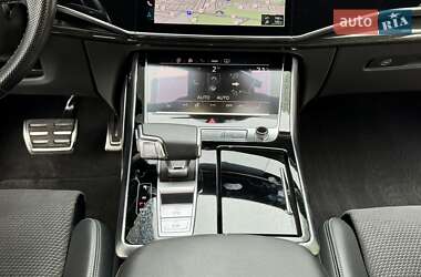 Позашляховик / Кросовер Audi Q7 2021 в 