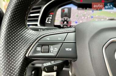 Позашляховик / Кросовер Audi Q7 2021 в 