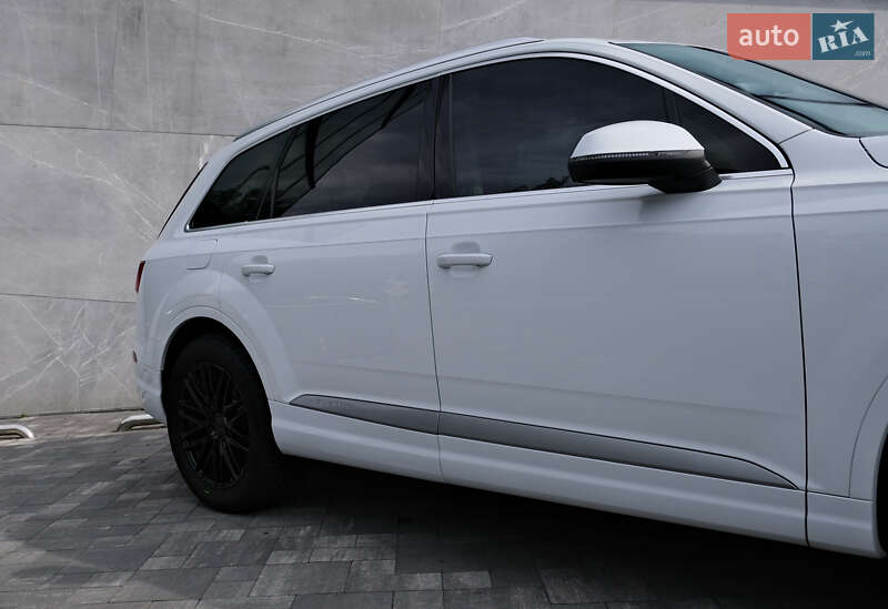 Внедорожник / Кроссовер Audi Q7 2015 в Киеве фото 5 Внедорожник / Кроссовер Audi Q7 2015 в Киеве