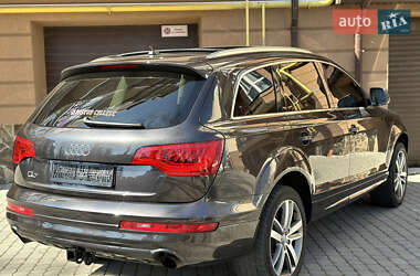 Внедорожник / Кроссовер Audi Q7 2011 в 