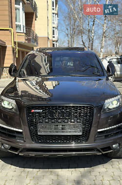 Внедорожник / Кроссовер Audi Q7 2011 в 