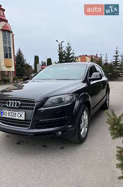 Позашляховик / Кросовер Audi Q7 2006 в 