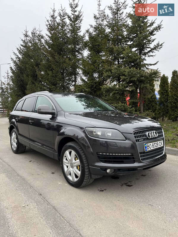 Внедорожник / Кроссовер Audi Q7 2006 в Чорткове