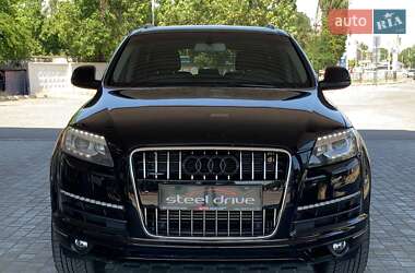 Внедорожник / Кроссовер Audi Q7 2014 в 