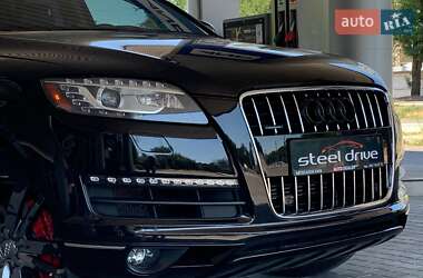 Внедорожник / Кроссовер Audi Q7 2014 в 