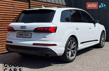 Внедорожник / Кроссовер Audi Q7 2025 в 