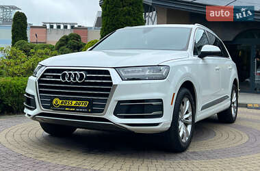 Внедорожник / Кроссовер Audi Q7 2019 в 