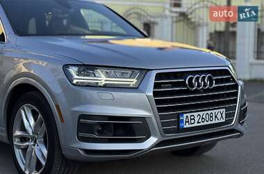 Внедорожник / Кроссовер Audi Q7 2018 в 