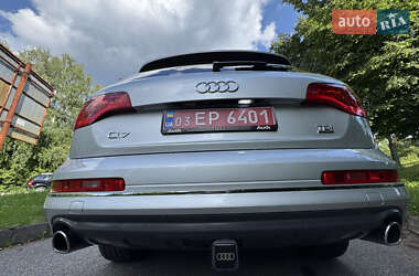 Позашляховик / Кросовер Audi Q7 2013 в 