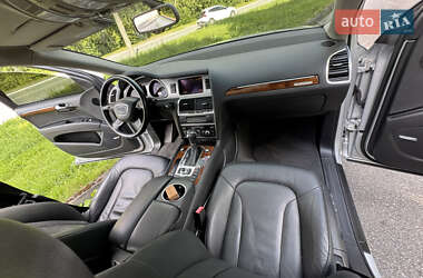 Позашляховик / Кросовер Audi Q7 2013 в 