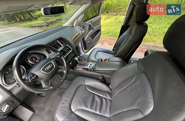 Позашляховик / Кросовер Audi Q7 2013 в 