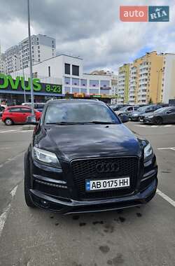 Позашляховик / Кросовер Audi Q7 2012 в Вишневому