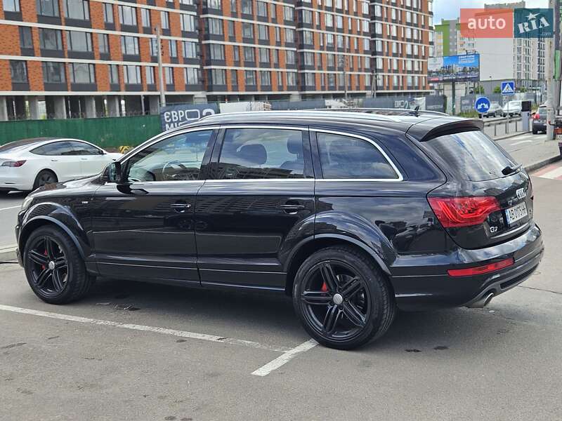 Внедорожник / Кроссовер Audi Q7 2012 в Вишневом фото 15 Внедорожник / Кроссовер Audi Q7 2012 в Вишневом