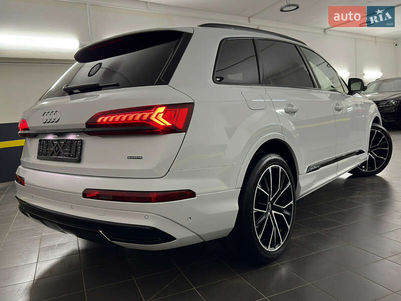 Внедорожник / Кроссовер Audi Q7 2020 в Казатине