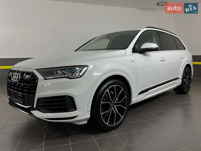 Внедорожник / Кроссовер Audi Q7 2020 в Казатине