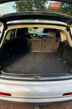 Внедорожник / Кроссовер Audi Q7 2013 в 