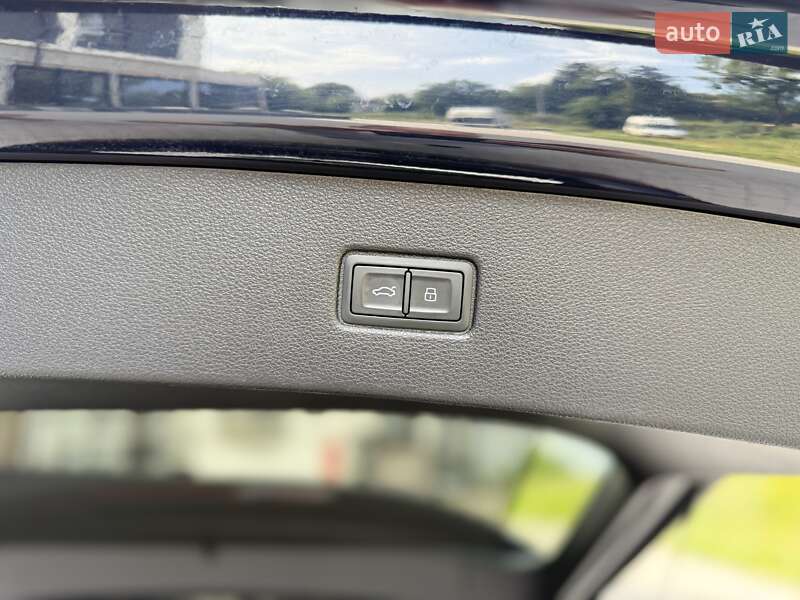 Внедорожник / Кроссовер Audi Q7 2017 в Ровно