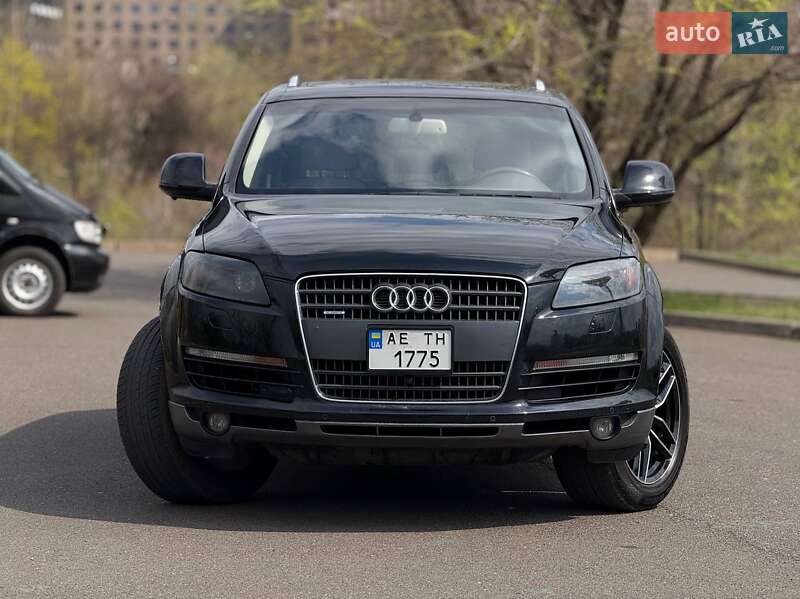 Позашляховик / Кросовер Audi Q7 2007 в Кривому Розі