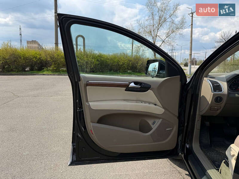 Позашляховик / Кросовер Audi Q7 2007 в Кривому Розі