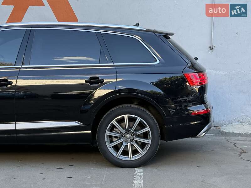 Позашляховик / Кросовер Audi Q7 2017 в Одесі фото 9 Позашляховик / Кросовер Audi Q7 2017 в Одесі