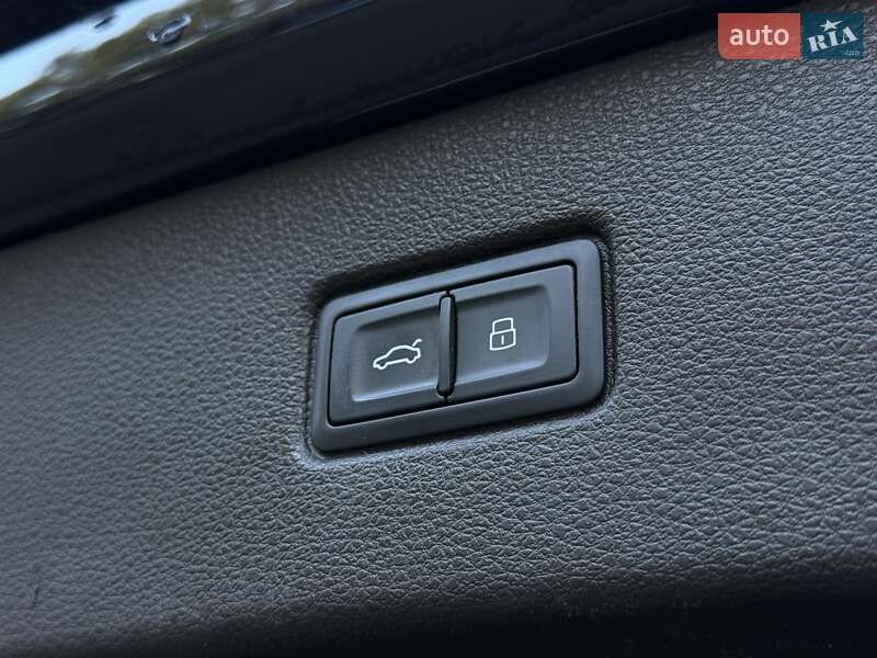 Позашляховик / Кросовер Audi Q7 2017 в Одесі фото 22 Позашляховик / Кросовер Audi Q7 2017 в Одесі