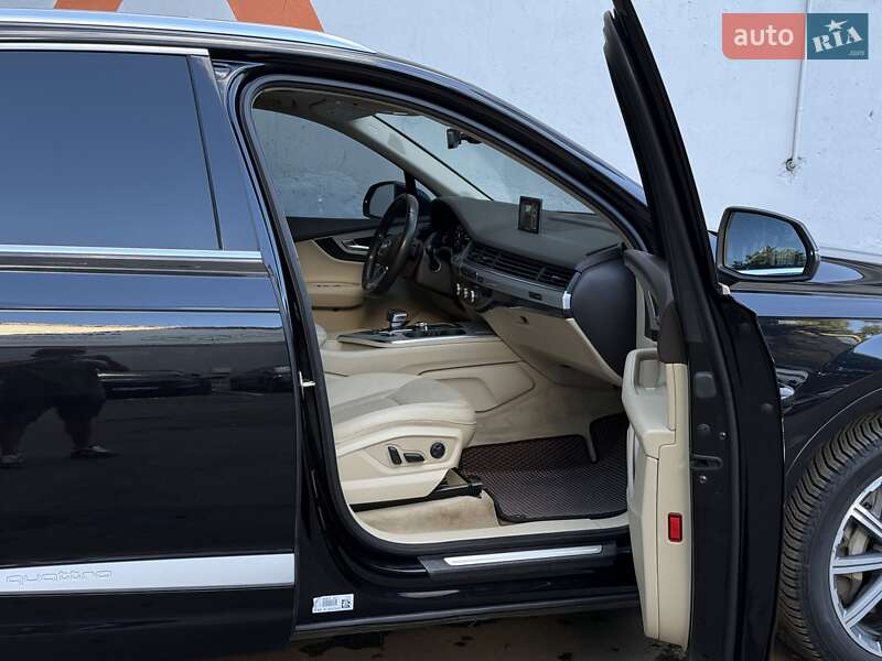 Позашляховик / Кросовер Audi Q7 2017 в Одесі фото 30 Позашляховик / Кросовер Audi Q7 2017 в Одесі