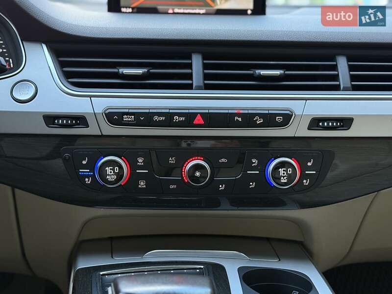 Позашляховик / Кросовер Audi Q7 2017 в Одесі фото 37 Позашляховик / Кросовер Audi Q7 2017 в Одесі