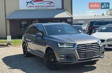 Внедорожник / Кроссовер Audi Q7 2017 в 