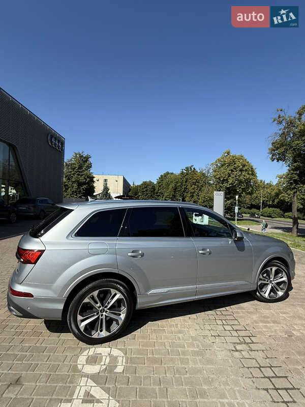Позашляховик / Кросовер Audi Q7 2023 в Львові фото 9 Позашляховик / Кросовер Audi Q7 2023 в Львові