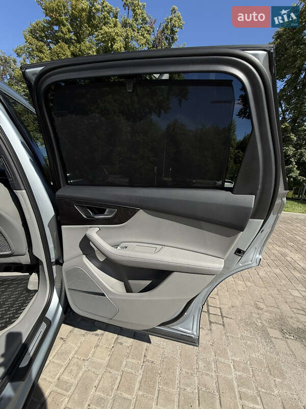 Позашляховик / Кросовер Audi Q7 2023 в Львові фото 14 Позашляховик / Кросовер Audi Q7 2023 в Львові