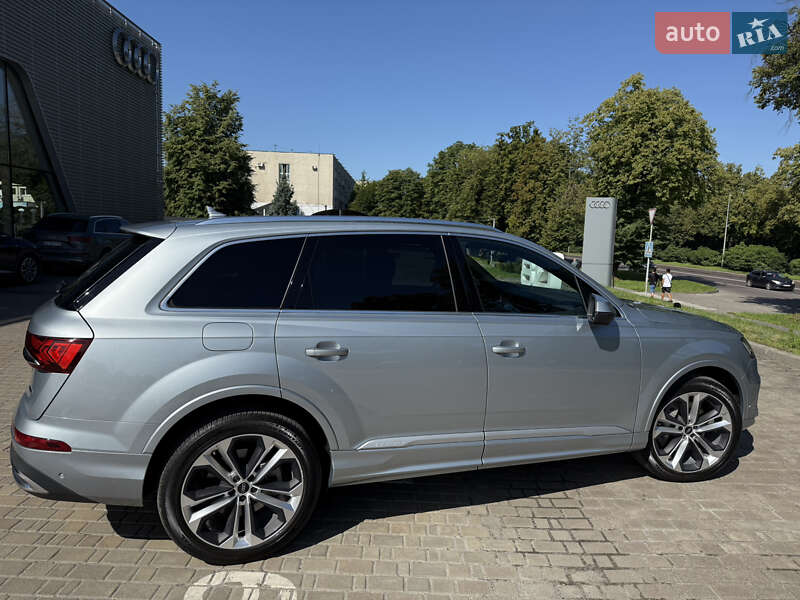 Позашляховик / Кросовер Audi Q7 2023 в Львові фото 10 Позашляховик / Кросовер Audi Q7 2023 в Львові