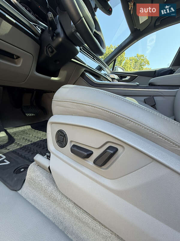 Позашляховик / Кросовер Audi Q7 2023 в Львові фото 25 Позашляховик / Кросовер Audi Q7 2023 в Львові