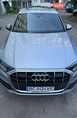 Внедорожник / Кроссовер Audi Q7 2023 в 