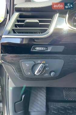 Внедорожник / Кроссовер Audi Q7 2018 в 