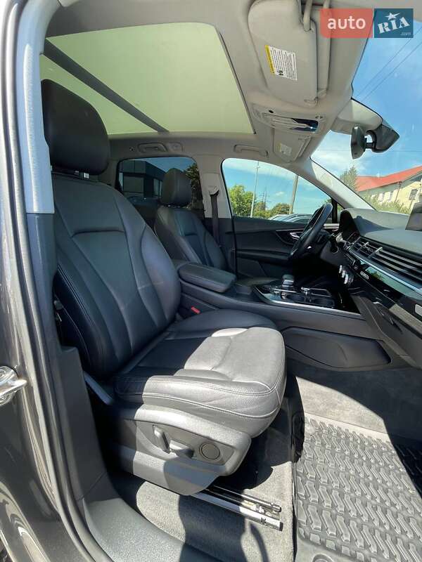 Внедорожник / Кроссовер Audi Q7 2018 в Львове