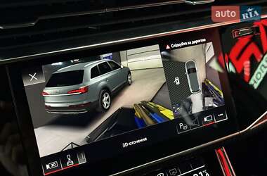 Позашляховик / Кросовер Audi Q7 2020 в 