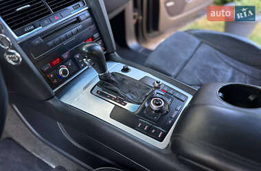 Внедорожник / Кроссовер Audi Q7 2006 в 