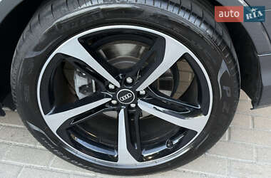 Внедорожник / Кроссовер Audi Q7 2021 в 