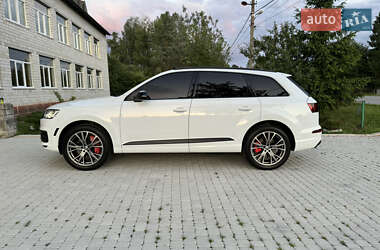 Внедорожник / Кроссовер Audi Q7 2018 в 