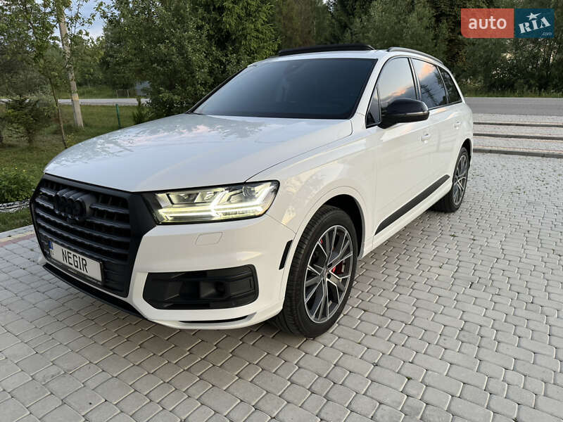Позашляховик / Кросовер Audi Q7 2018 в Самборі