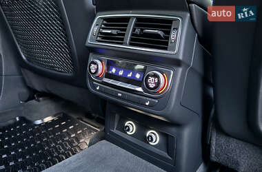 Внедорожник / Кроссовер Audi Q7 2018 в 