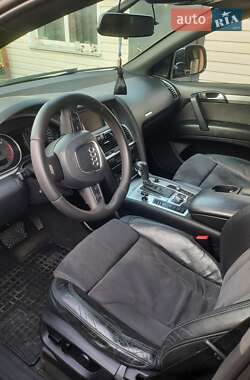 Внедорожник / Кроссовер Audi Q7 2008 в 