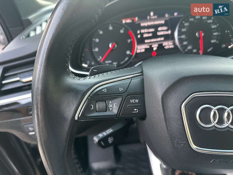 Внедорожник / Кроссовер Audi Q7 2017 в Владимире