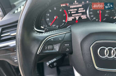 Внедорожник / Кроссовер Audi Q7 2017 в 