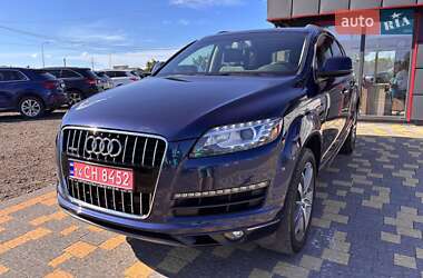 Позашляховик / Кросовер Audi Q7 2015 в 