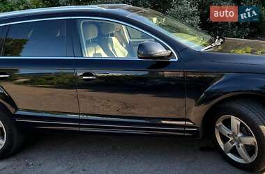 Внедорожник / Кроссовер Audi Q7 2014 в 