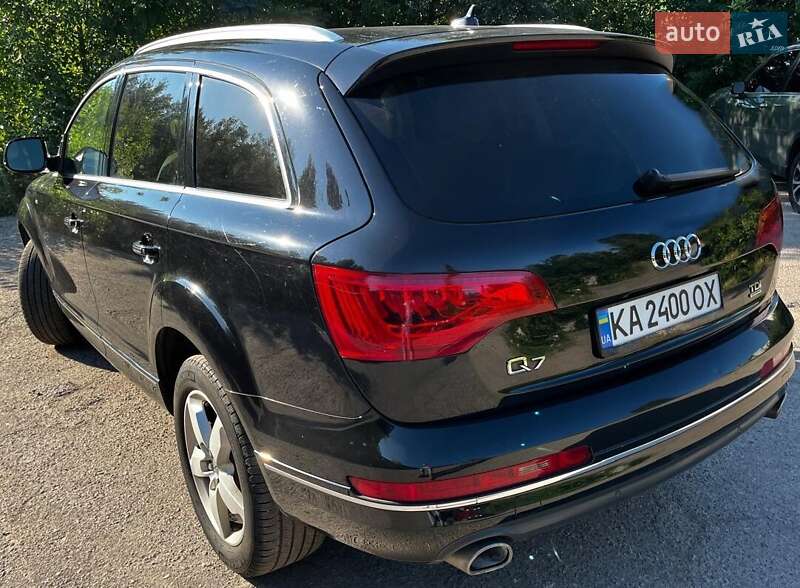 Внедорожник / Кроссовер Audi Q7 2014 в Киеве
