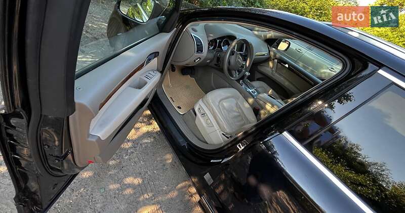 Внедорожник / Кроссовер Audi Q7 2014 в Киеве