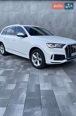Audi Q7 2021